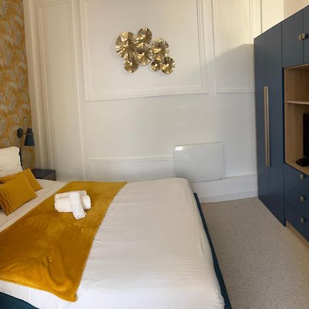 Appartement Elegant Au Coeur De Cabourg Exteriör bild
